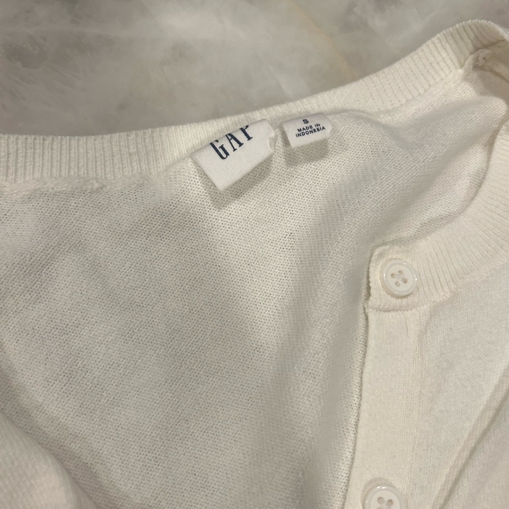2 Gap Cardigans - Picture 6 of 6